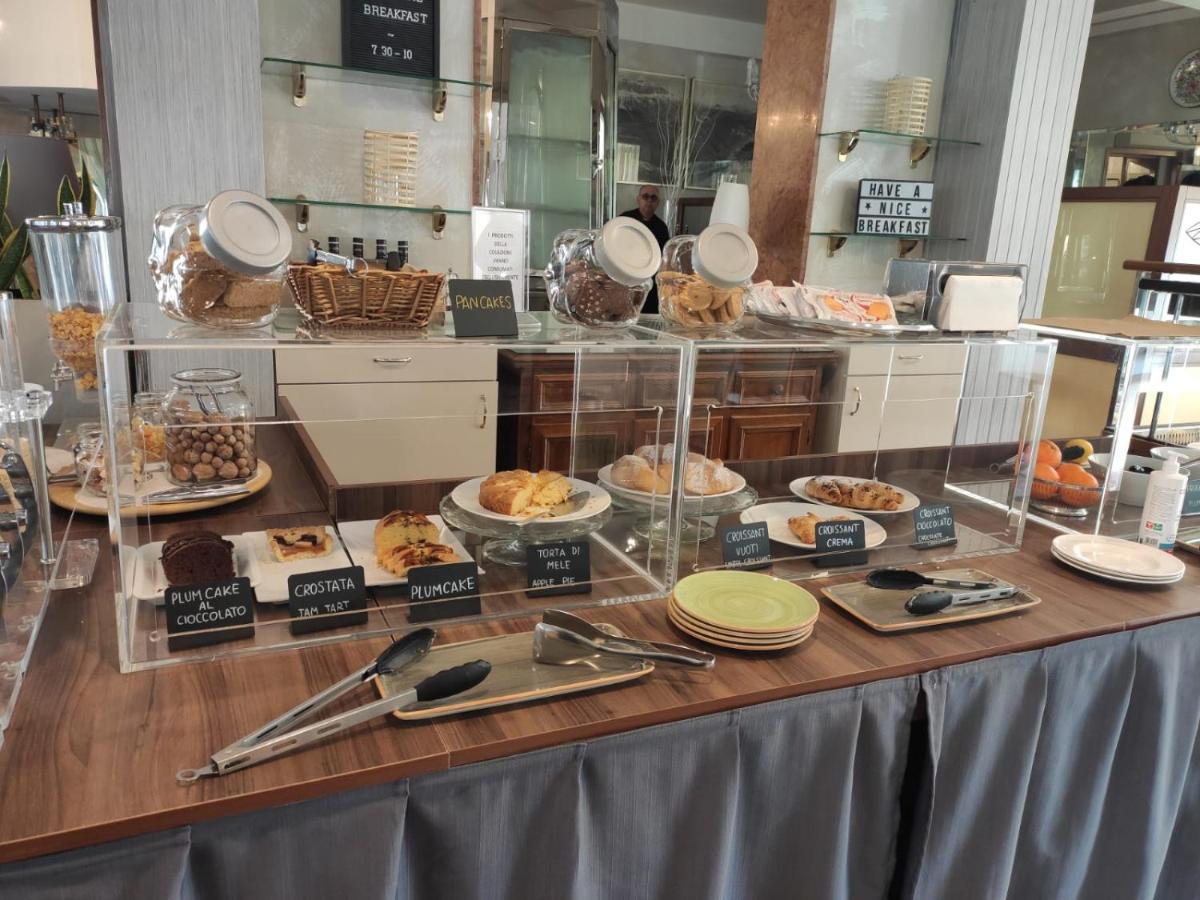 Hotel Bel Sito Peschiera Пескьера-дель-Гарда Экстерьер фото