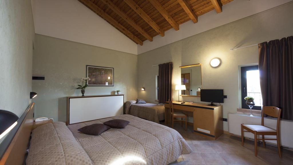 Hotel Bel Sito Peschiera Пескьера-дель-Гарда Экстерьер фото